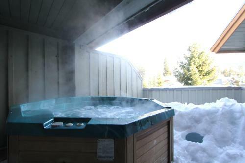 Apartamentos Accommodations By Whistler Retreats