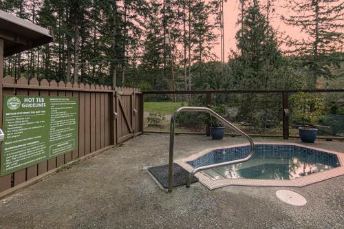 Hotel Cusheon Lake Resort
