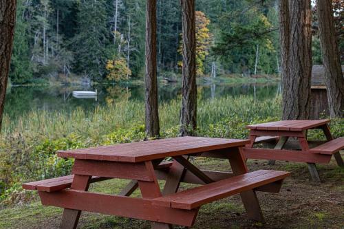 Hotel Cusheon Lake Resort