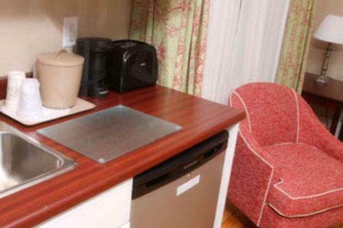 Hotel Quality Inn & Suites Downtown Charlottetown