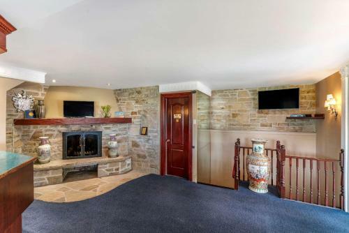 Hotel Econolodge Brossard