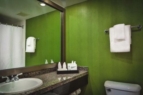 Summit Lodge Boutique Hotel Whistler