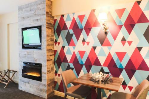 Summit Lodge Boutique Hotel Whistler