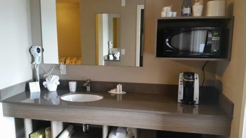 Hotel Super 8 Mont Laurier