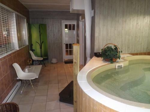 Auberge Hotel Spa Watel