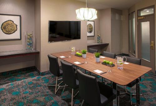 Aparthotel Springhill Suites By Marriott Vieux-montr�al / Old Montreal