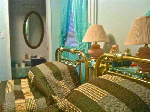 Bed & Breakfast Pillsbury Guest House