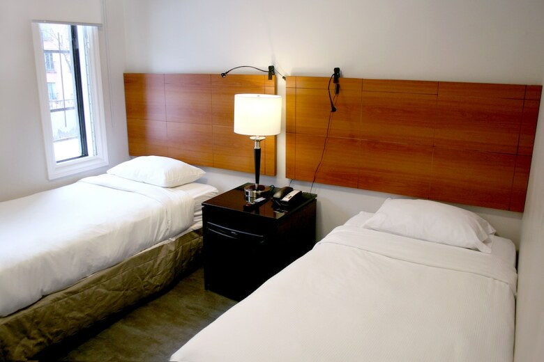 M Montreal Hostel