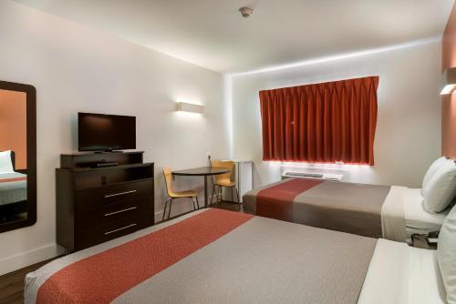 Hotel Motel 6 Moncton