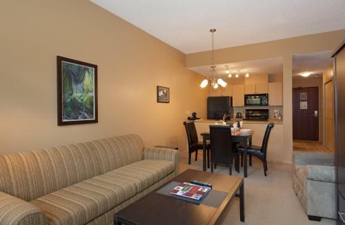 Aparthotel Glacier Lodge By Whistler Accommodation