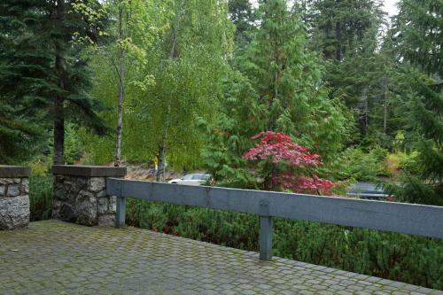 Aparthotel Glacier Lodge By Whistler Accommodation