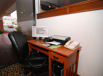 Hotel Best Western Plus Broadway Inn & Suites