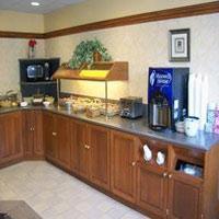 Hotel Quality Inn & Suites
