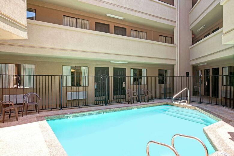 Hotel Travelodge Sacramento