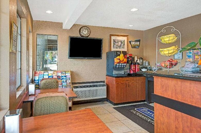 Hotel Travelodge Sacramento