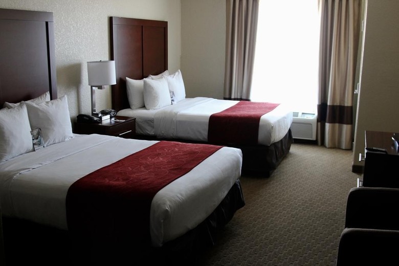Hotel Comfort Suites