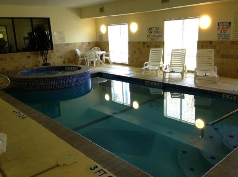 Hotel Comfort Suites