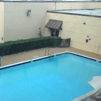 Dfw Airport Hotel & Conference Center