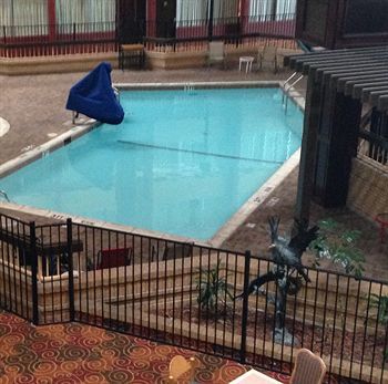 Dfw Airport Hotel & Conference Center