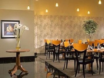 Radisson Hotel Dallas Central