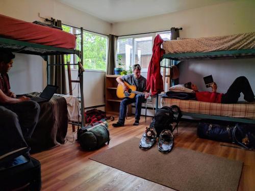 Albergue Base Camp Anchorage