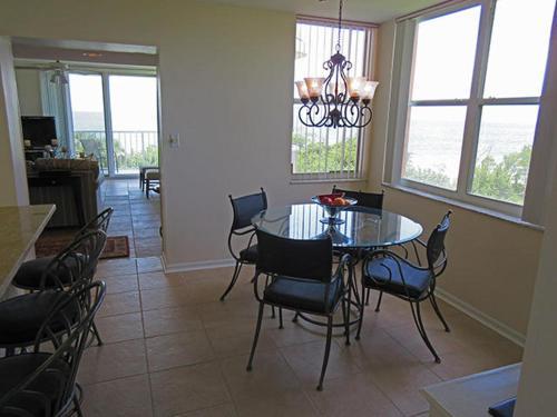 Bermuda Dunes #201 Apartment