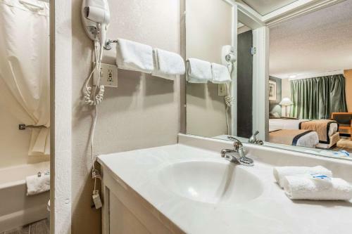 Value Inn Motel Kenosha-bristol