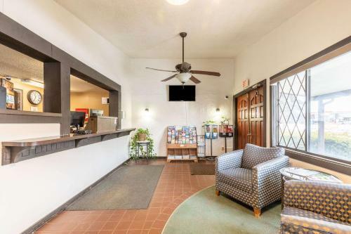 Value Inn Motel Kenosha-bristol