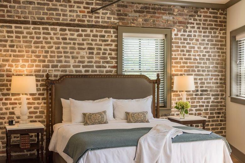 Hotel Andrew Pinckney Inn