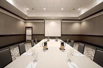 Hotel Embassy Suites San Francisco Airport - Burlin