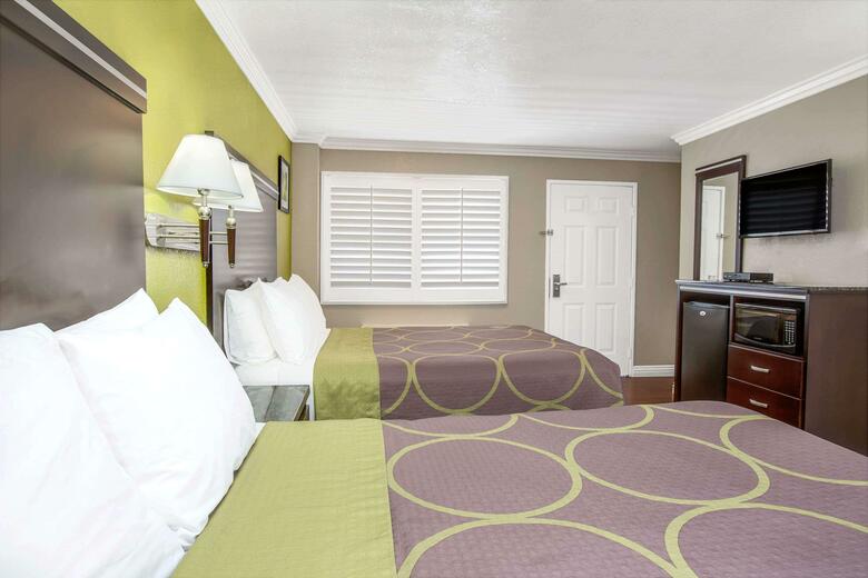 Hotel Super 8 Lax Inglewood