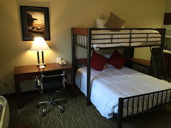 Hotel Hawthorn Suites