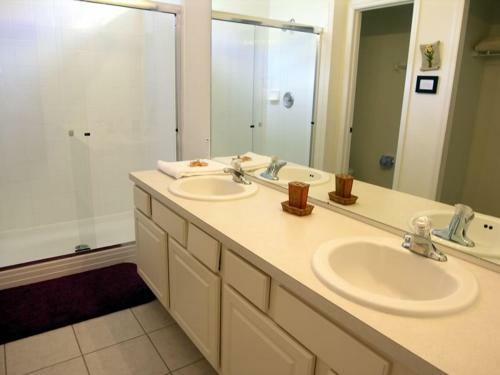 Villa 2683 Manesty Windsor Hills