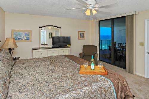 Apartamento Watercrest 1005