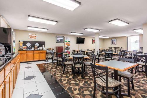 Hotel Quality Inn Opryland Area