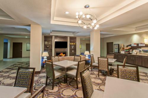 Hotel Holiday Inn Express & Suites Wharton