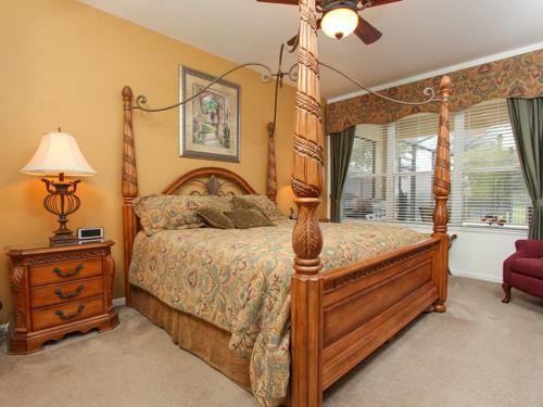 Villa 7744 Comrow Windsor Hills