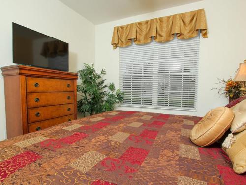 Villa 7744 Comrow Windsor Hills