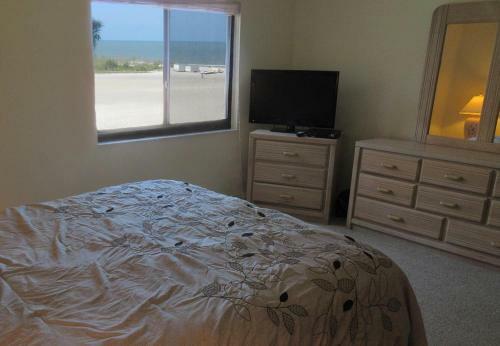 Sandarac #410b Apartment