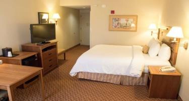 Best Western Plus Kendall Hotel & Suites