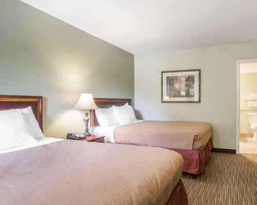 Hotel Econo Lodge At Thousand Hills Branson