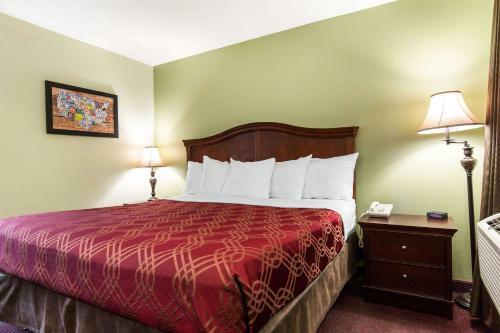 Hotel Econo Lodge At Thousand Hills Branson