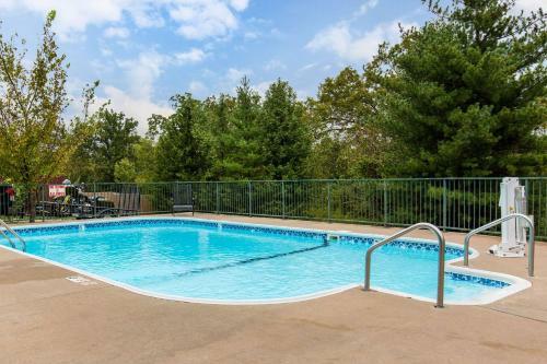 Hotel Econo Lodge At Thousand Hills Branson