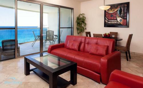 Condo Playa Blanca 704 Apartment