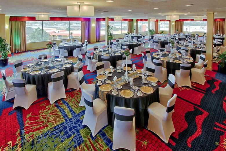Hotel Crowne Plaza Colorado Springs