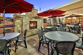Hotel Crowne Plaza Colorado Springs