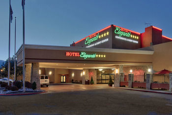 Hotel Crowne Plaza Colorado Springs