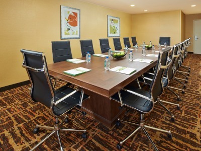 Holiday Inn Hotel & Suites Santa Maria