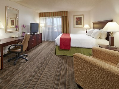 Holiday Inn Hotel & Suites Santa Maria