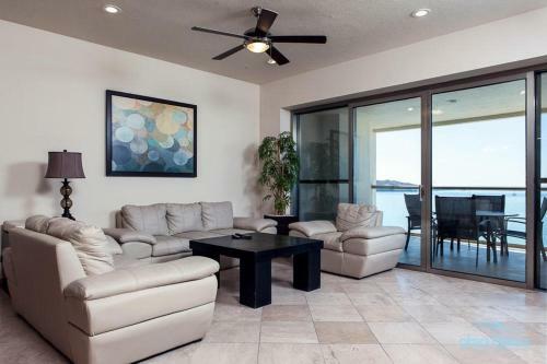 Condo Playa Blanca 703 Apartment